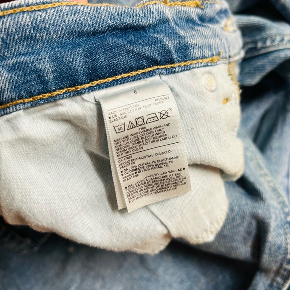 Old navy ripped Jeans extra high rise - Picture 3 of 8